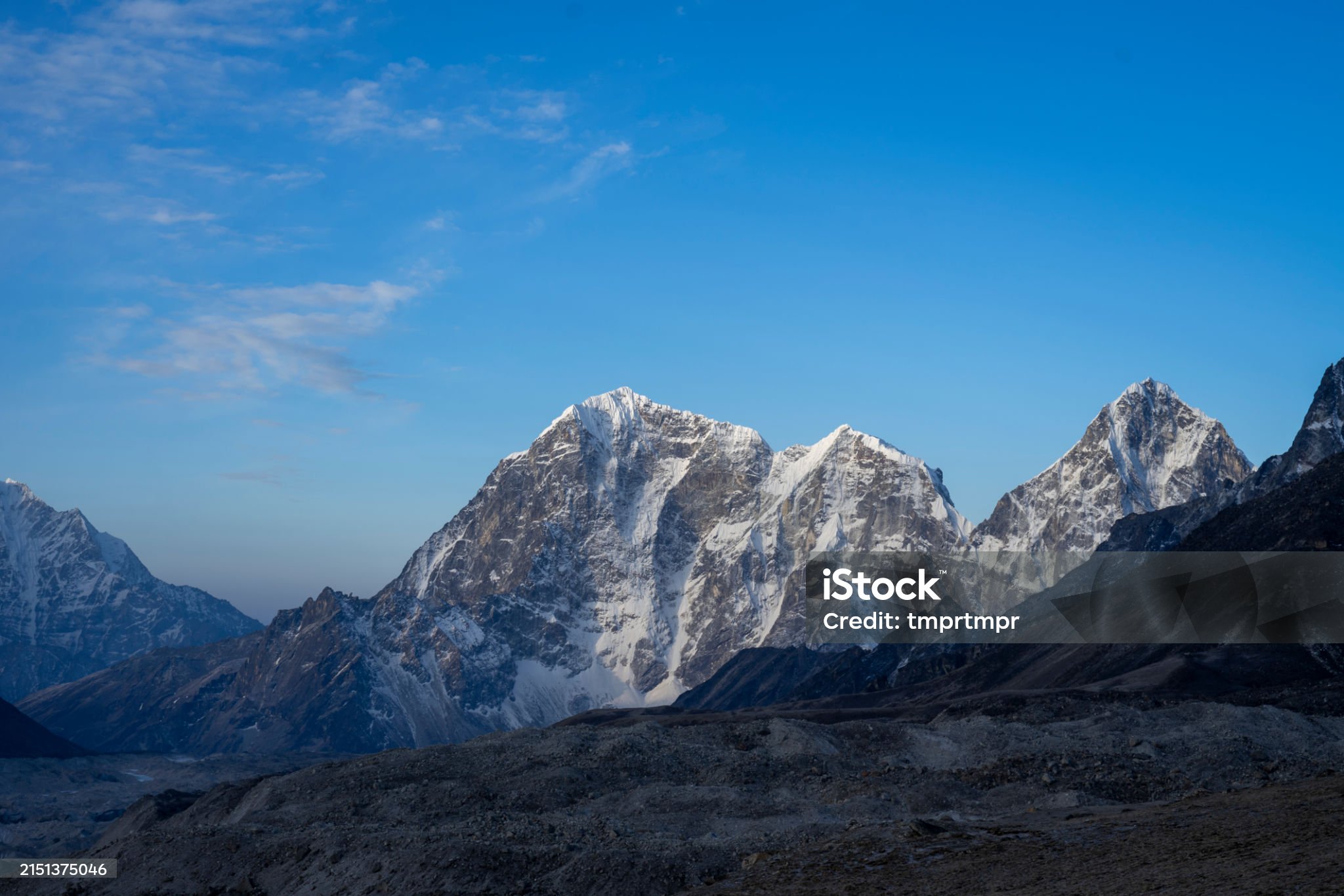 The snow-covered landscape of the Himalayas is an unforgettably beautiful sight.